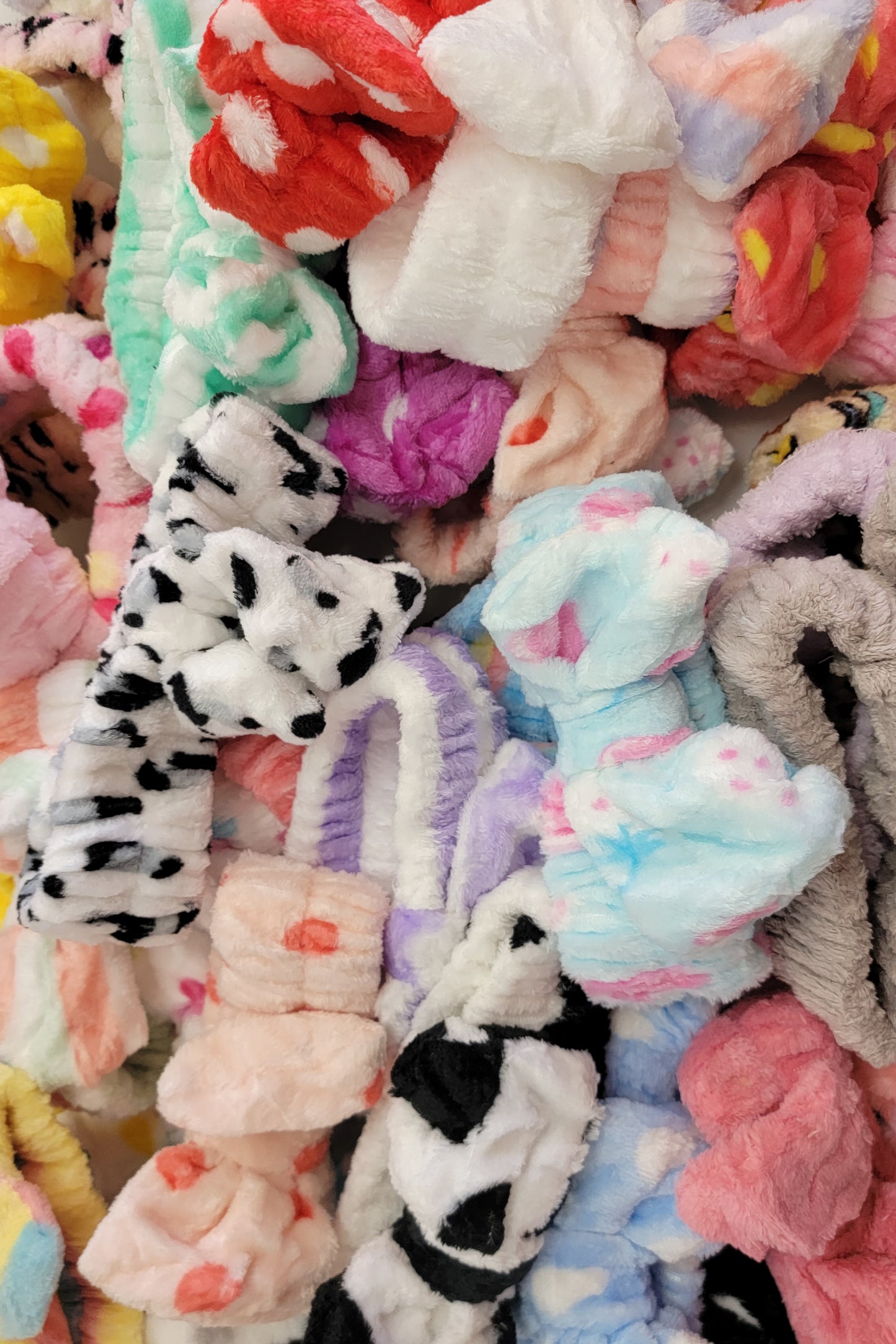 Makeup Remover Plush Headband (Picked at Random) FINAL SALE