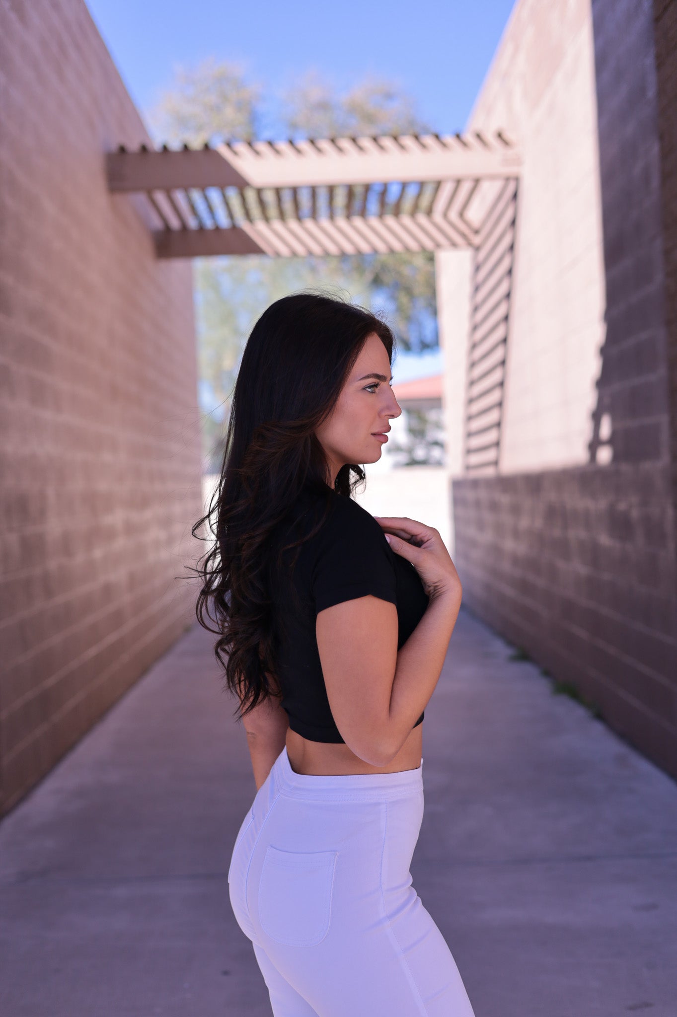 Black - Essential Mock Neck Zip Up Crop Top