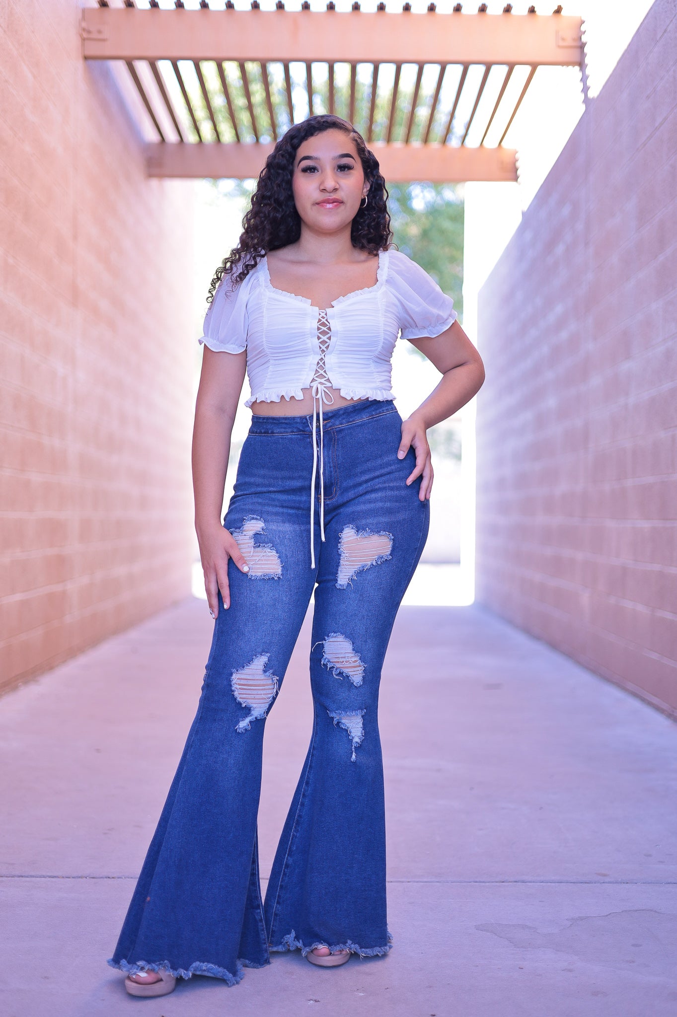 White - Jaripeo Off Shoulder Crop Top