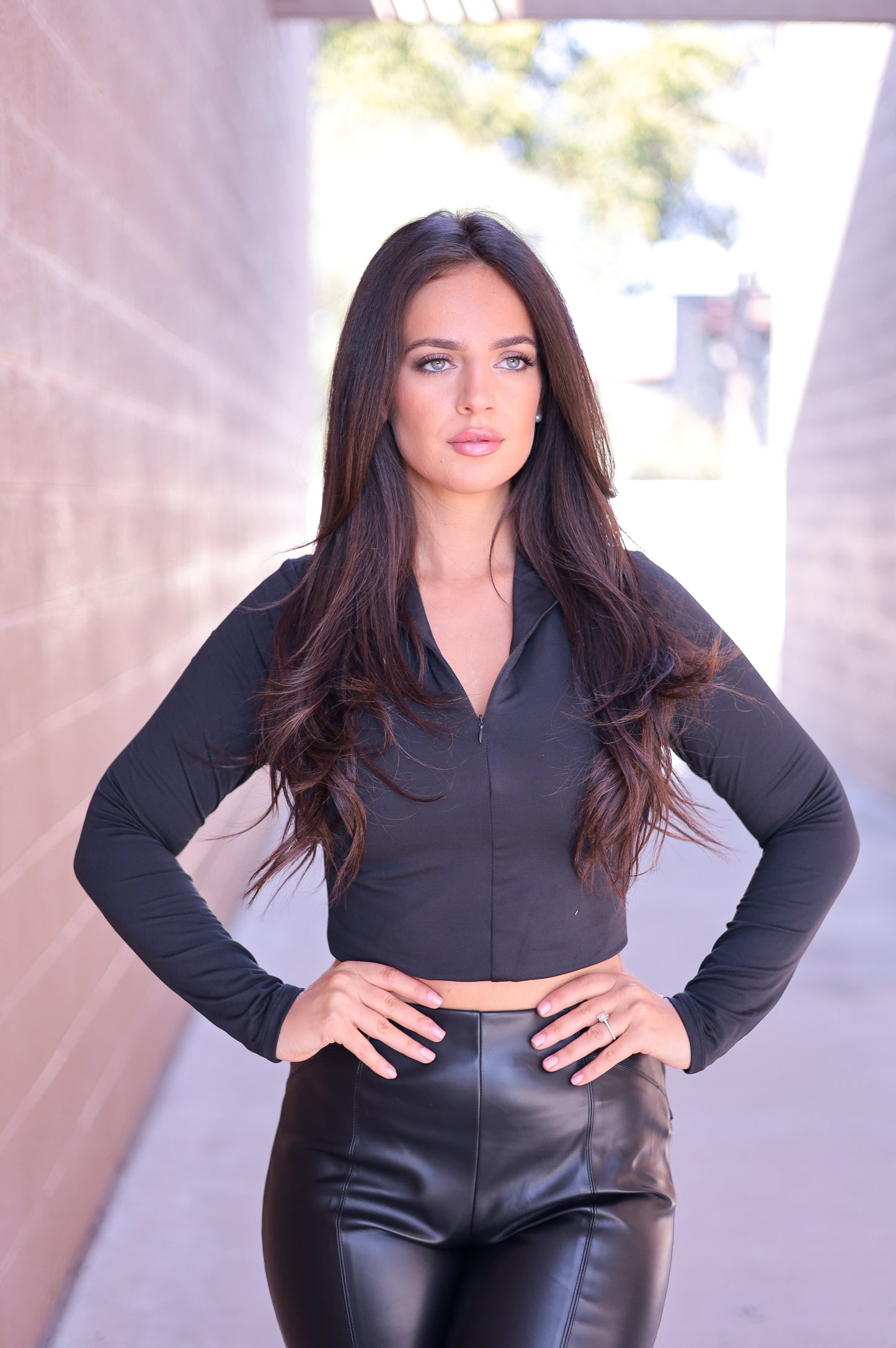 Black - Half Zip Long Sleeve Crop Top
