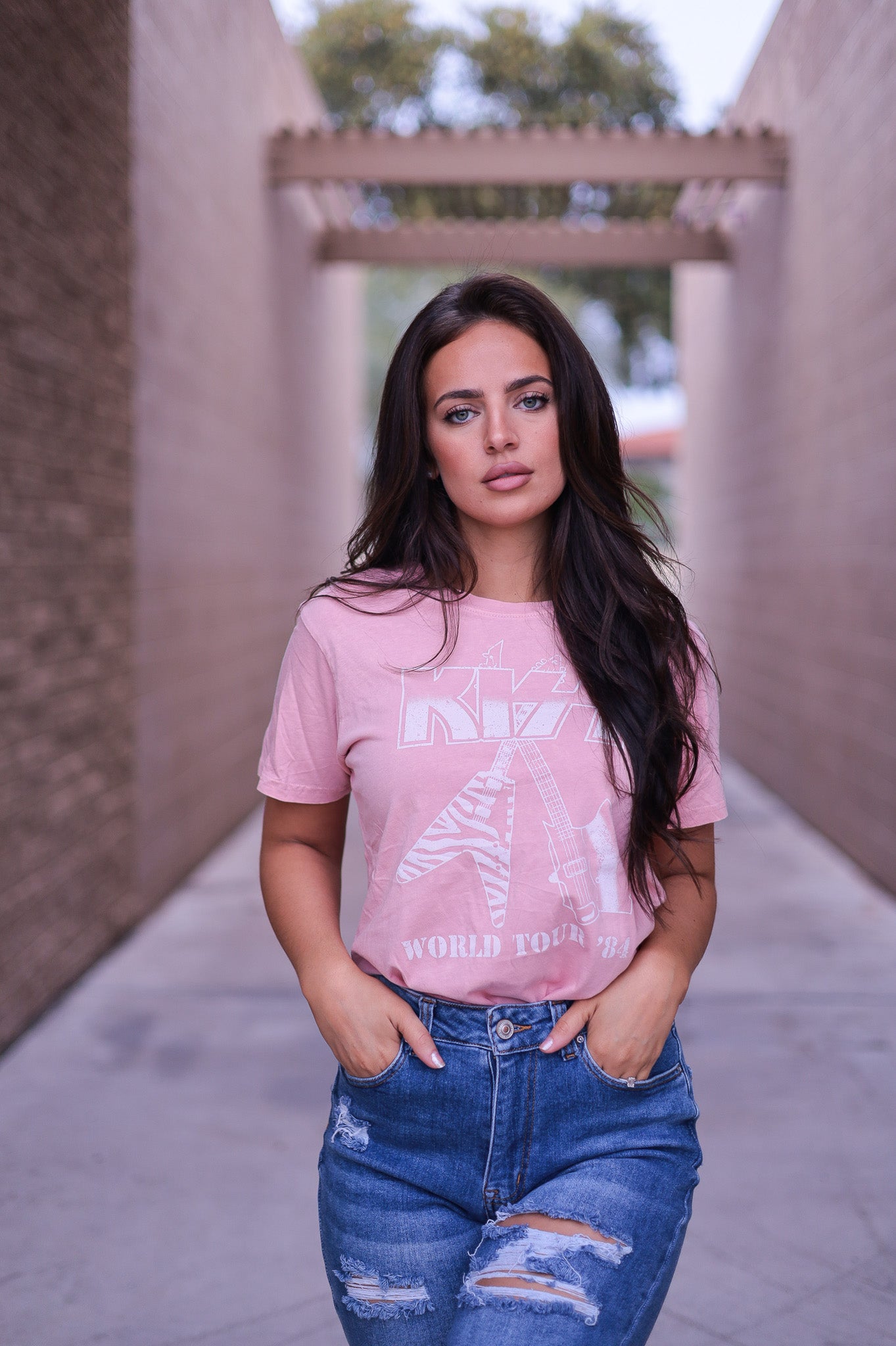 KISS - Washed Pink Graphic Band Tee
