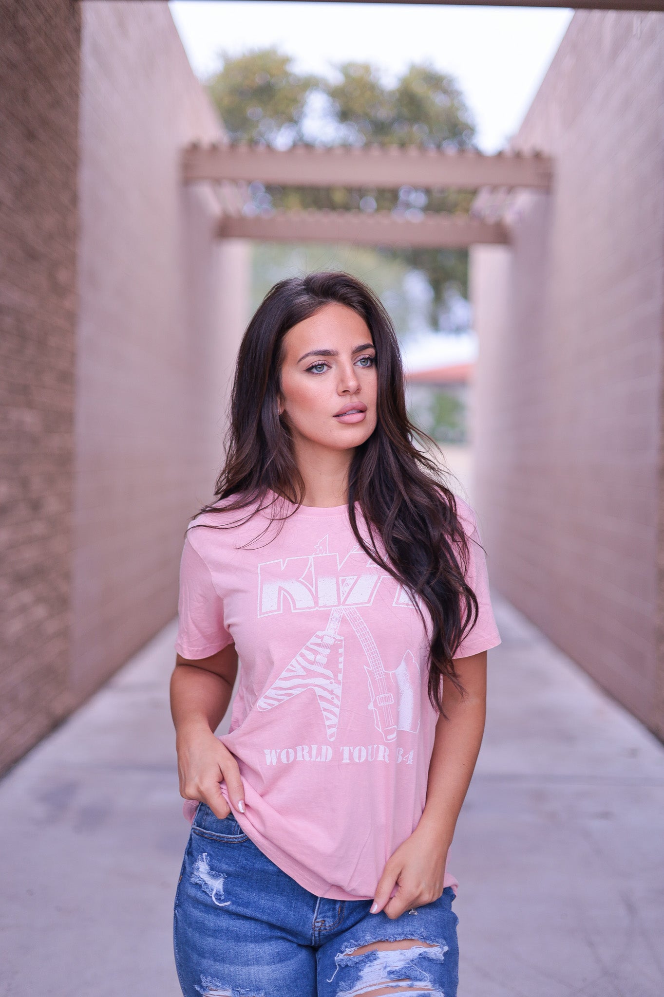 KISS - Washed Pink Graphic Band Tee