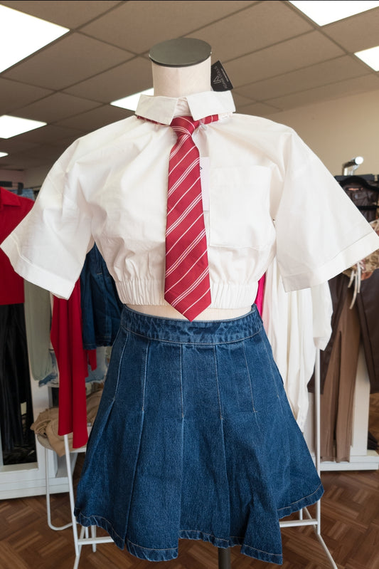 White - Cropped Collared Button Up Top
