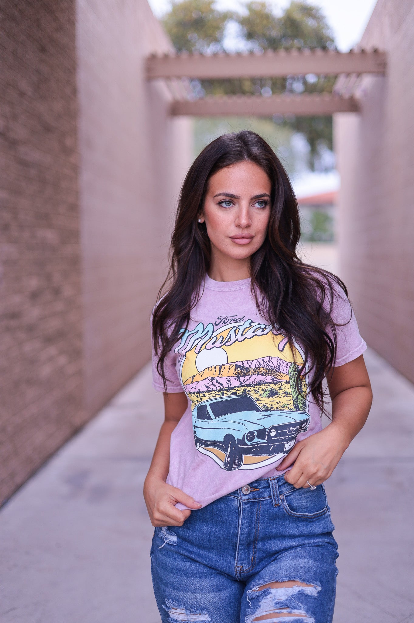 Ford Mustang - Graphic Tee - Washed Pink